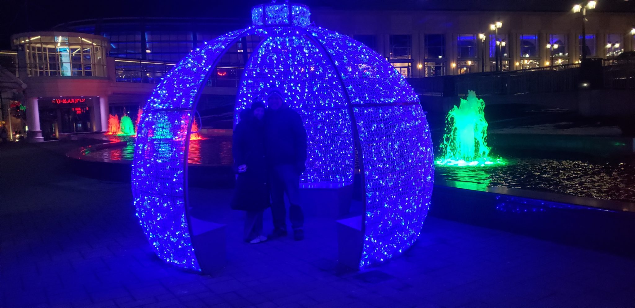 Blue ornament at Niagara Falls Festival of Lights