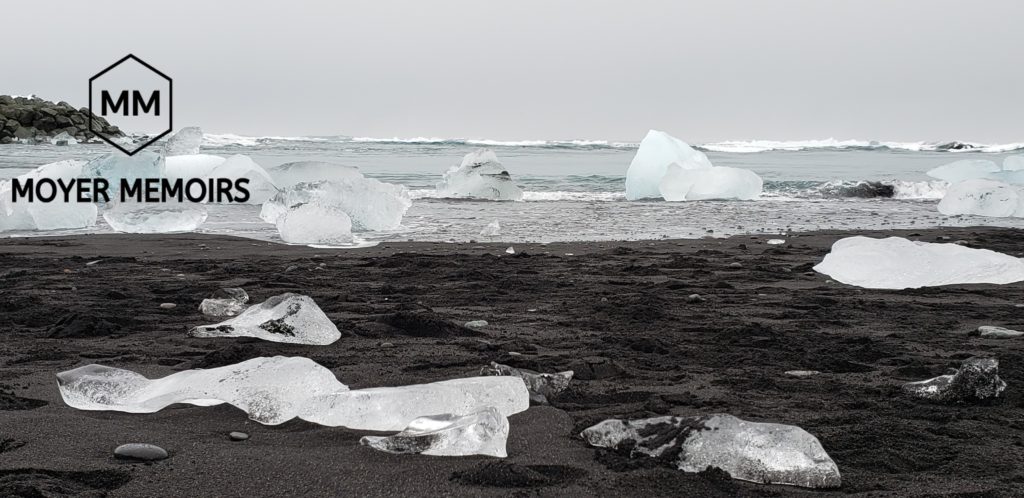 icebergs on diamond beach