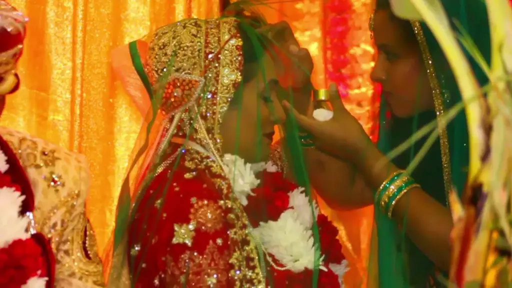 applying Sindoor at a Hindu wedding in Trinidad