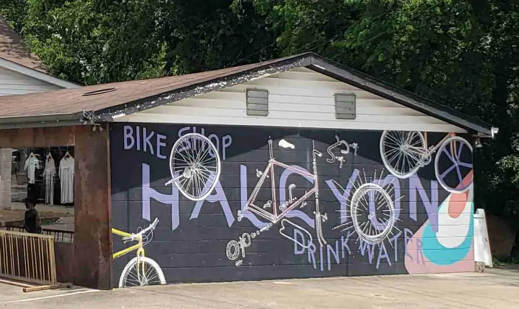 bike shop mural in nashville