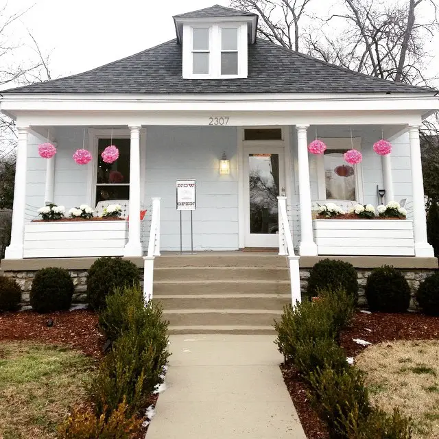 old house for jewelry store on 12 south