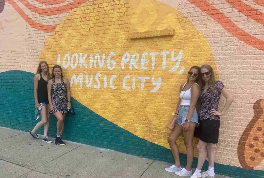 Looking Pretty in Music City