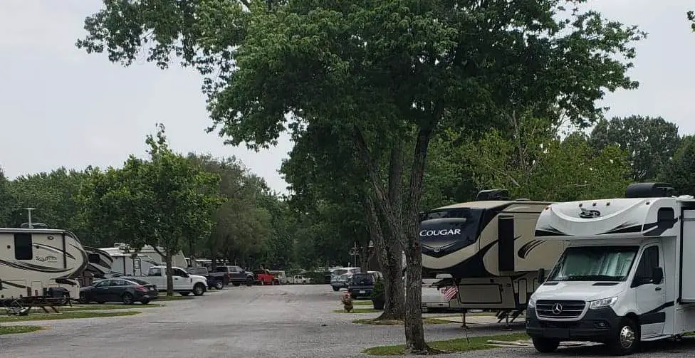 Two Rivers Campground near Nashville Tennessee