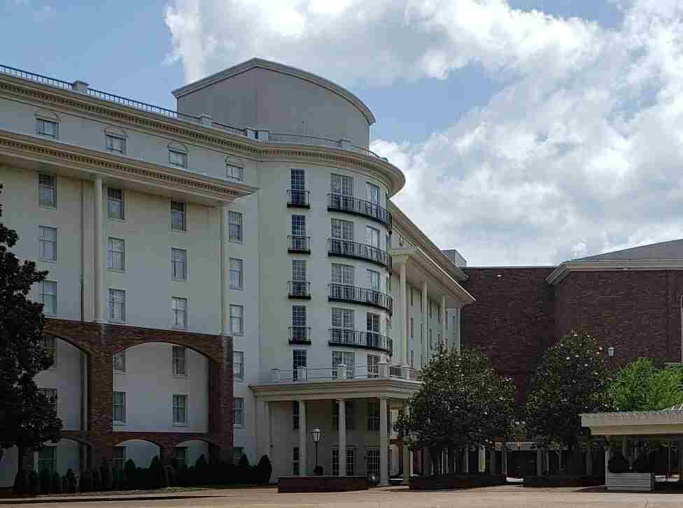 Opryland Resort Entrance at Delta Area