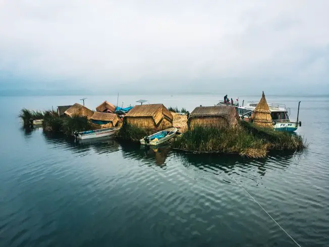 floating islands on lake titicaca