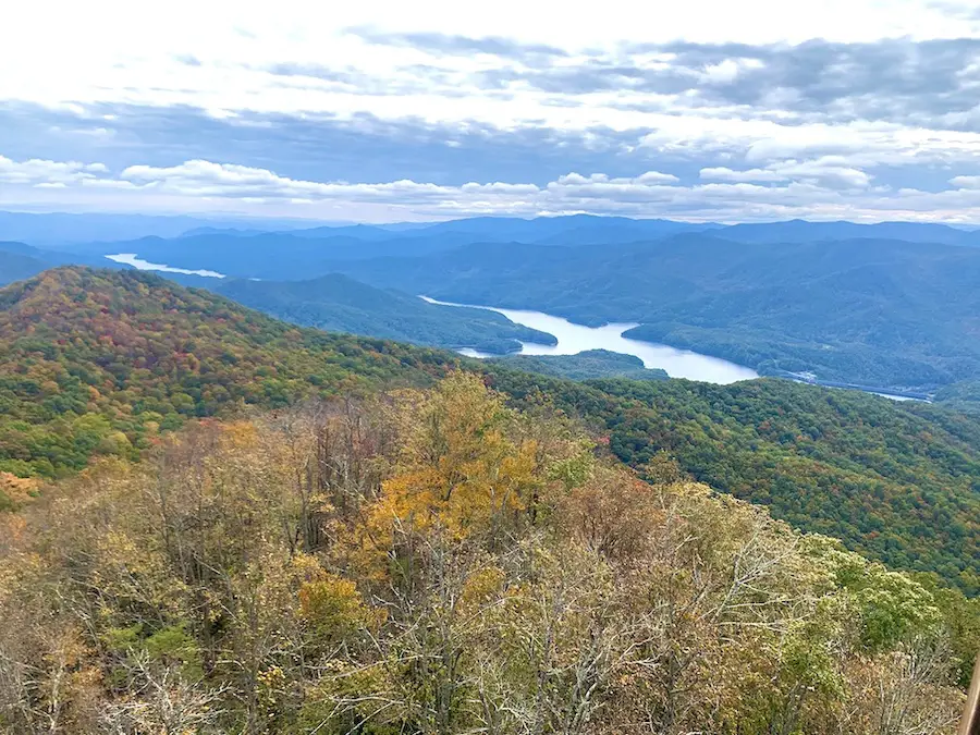 view of mountains in BrysonCity for a relaxing US vacation destination for emptynester