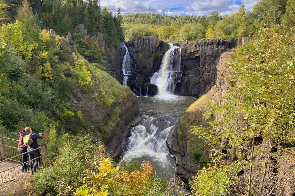 waterfall in minnesota on a relaxing us vacation for empty nesters