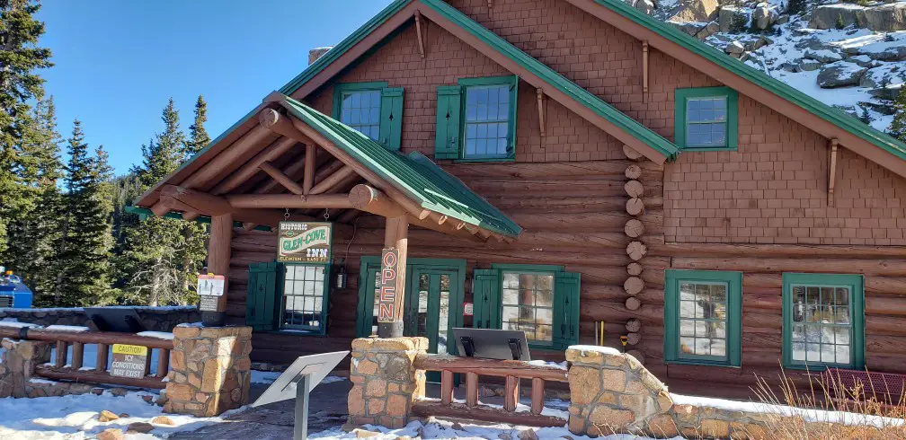 visitors center building- Glen Cove Inn - stop during drive up Pikes Peak