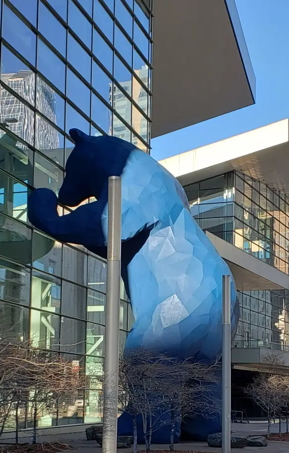 Big Blue Bear peeking into Colorado Convention Center