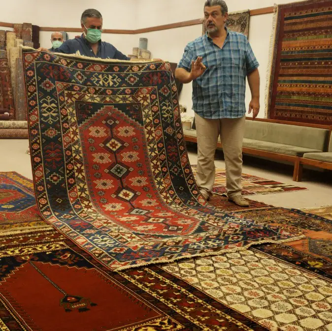 Anatolian Crafts - Turkish Rug demonstration in Cappadocia