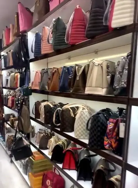 many shelves full of leather handbags to buy in Turkey