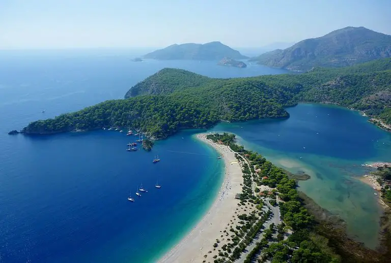 Best Things to do in Fethiye Turkey - including Oludeniz Beach! - Moyer ...