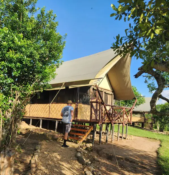 Queen Elizabeth Bush Lodge outside view