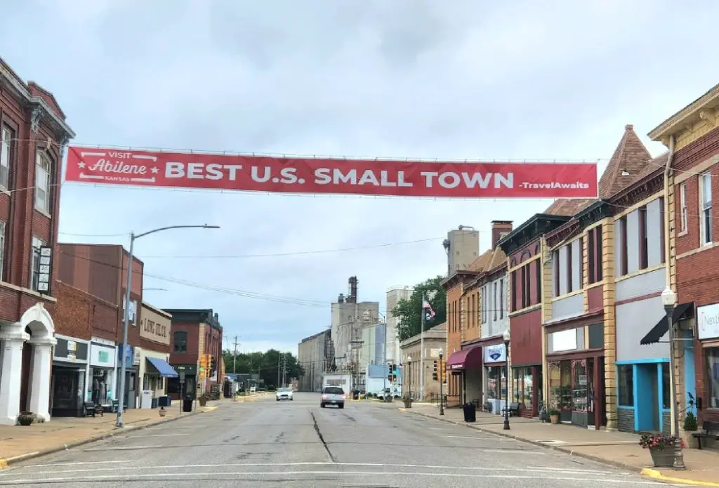 red Best Small Town Banner going across the street in Abilene Kansas
