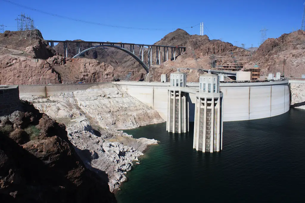 Dam and large bridge